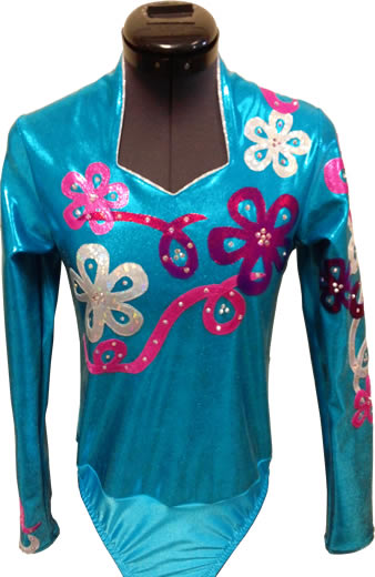 Daisy on Turquoise